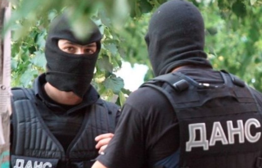 ДАНС разби секта, шаманът упоявал последователите