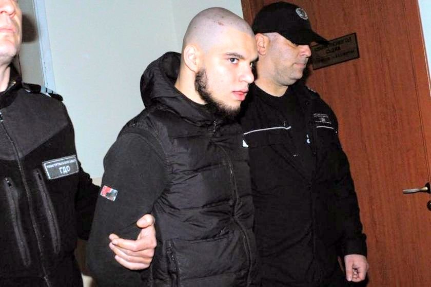 Нови данни за прокурорския син Васил Михайлов: Разследват го за грабеж на бизнесмен в Гърция