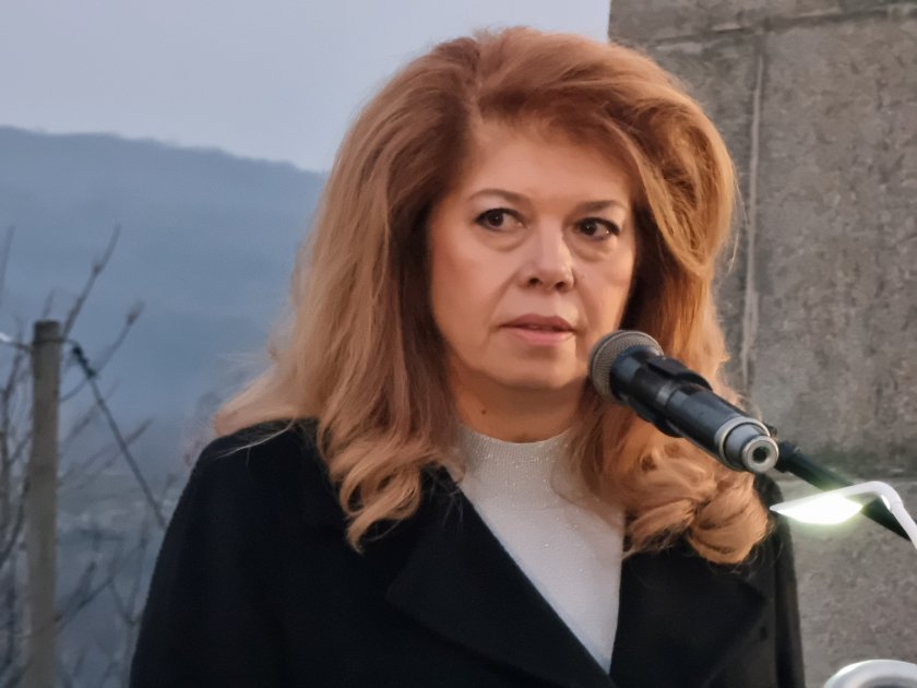 Йотова: Сигурна съм, че цар Самуил вече е спокоен, защото е в България