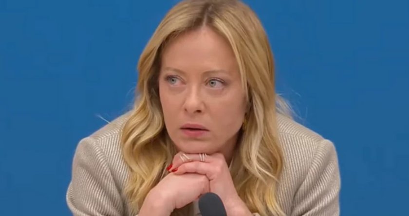 Мелони патентова гласа си, за да го защити от ИИ