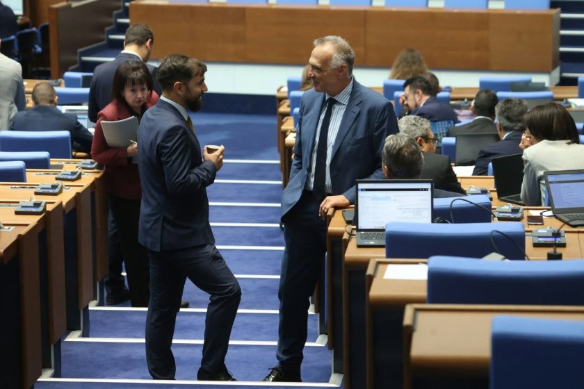 ПБ отхвърлиха предложението на ПП за по-високи заплати на лекарите 