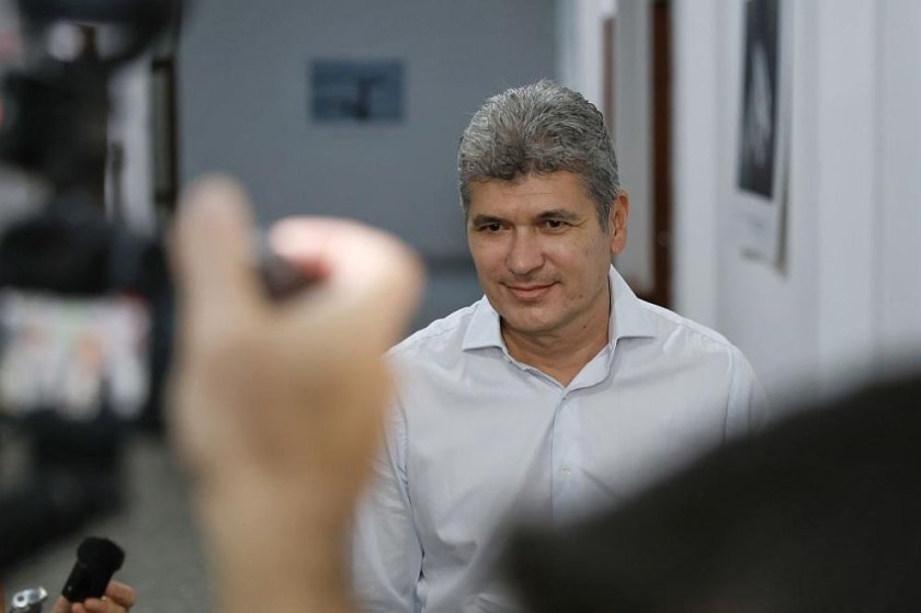 Бившият шеф на ВиК &ndash; Бургас натискал свой служител да оттегли показанията си