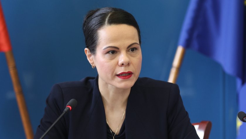 Съдът в Пловдив спря заповед на здравния министър