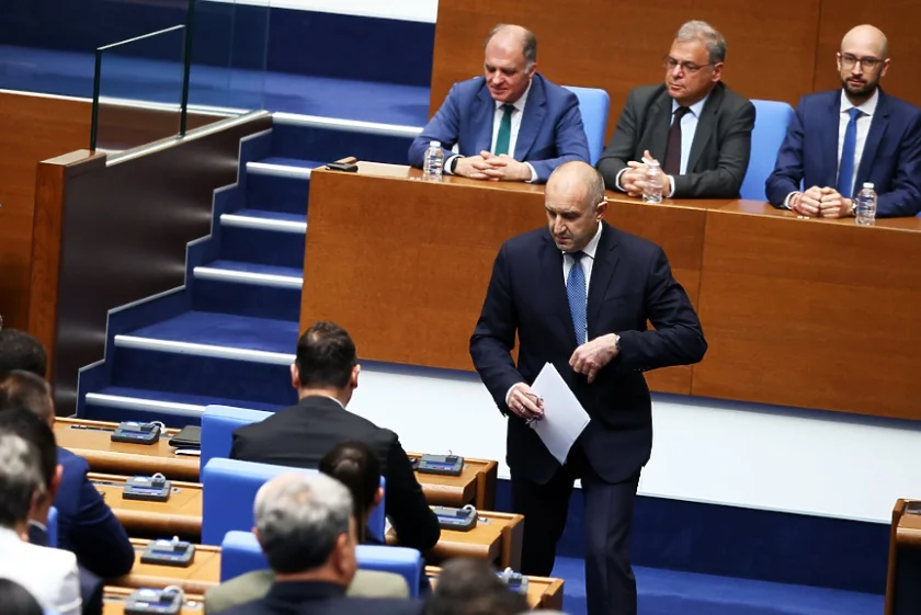 След атаките в Черно море: Парламентът изслушва премиера, министри и шефовете на спецслужбите
