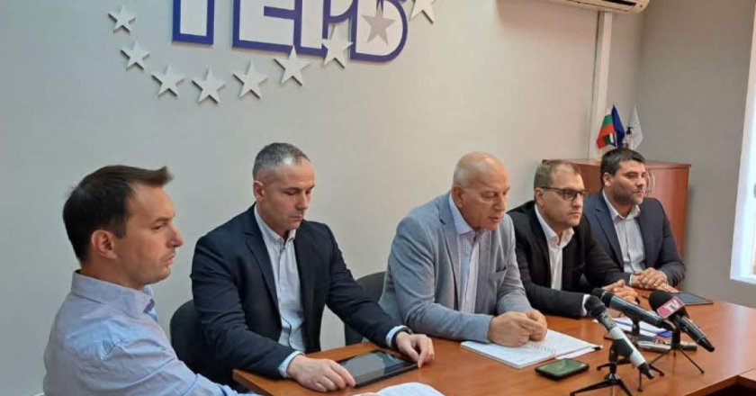 РОЕНЕТО ПРОДЪЛЖАВА: Ключов гербер напуска в Стара Загора 