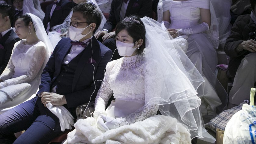 “Любов по време на... коронавирус”: 3000 двойки се венчаха на масова сватба