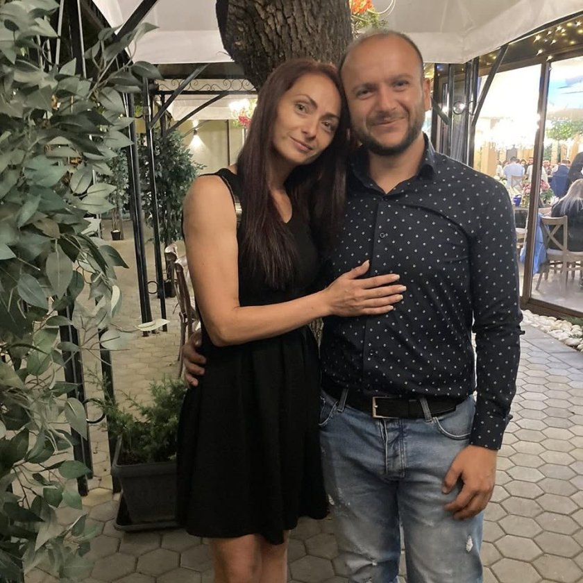 Жената на Мартин от &bdquo;Фермата&ldquo; му би шута