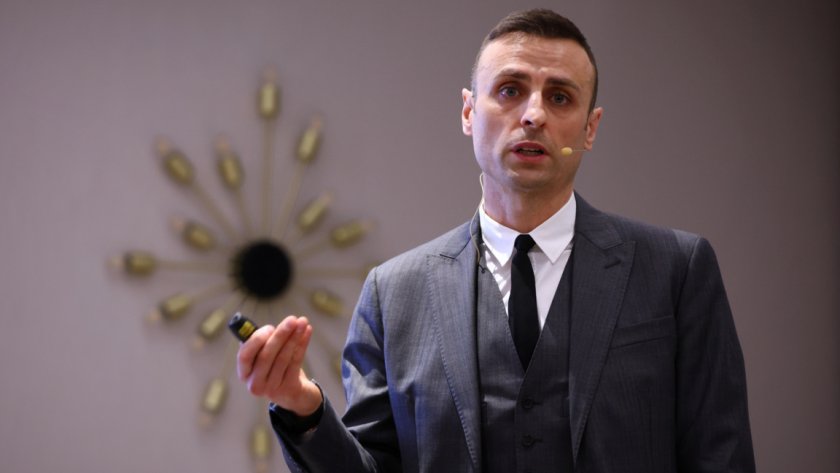 Бербатов разкъса Ман Юнайтед от критики