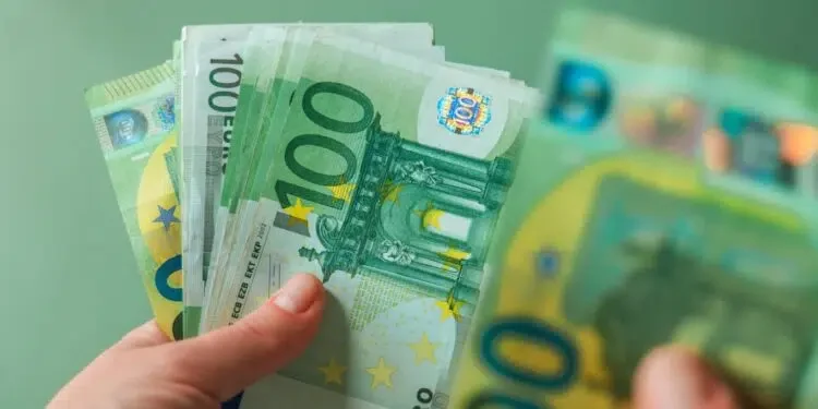 Балама от Монтанско остави 45 000 евро до кофи за боклук в Румъния, за да &bdquo;помогне&rdquo; на полицията
