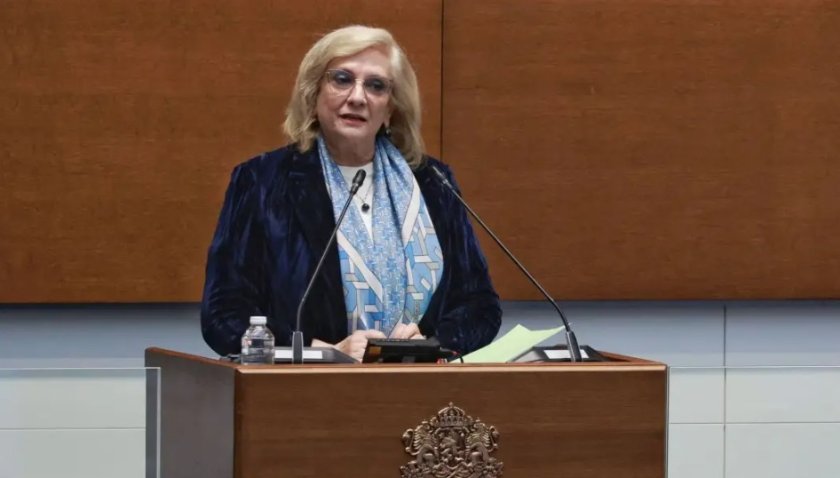 Искра Михайлова: Информирахме европартньорите ни за арестите на кметовете