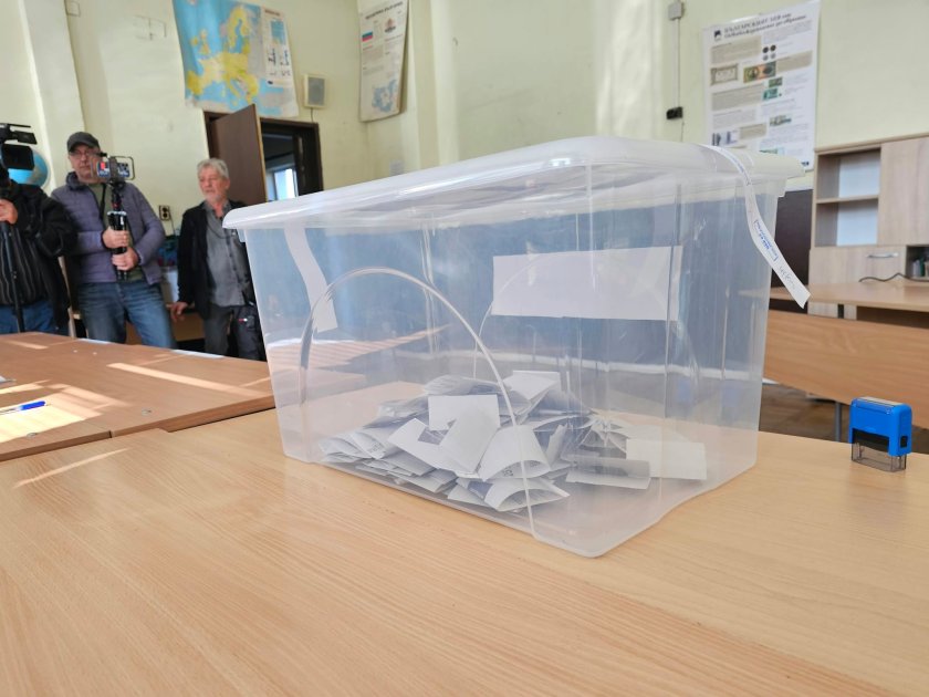 &bdquo;Тренд&rdquo;: Избирателната активност към 14:00 ч. е 13,4%