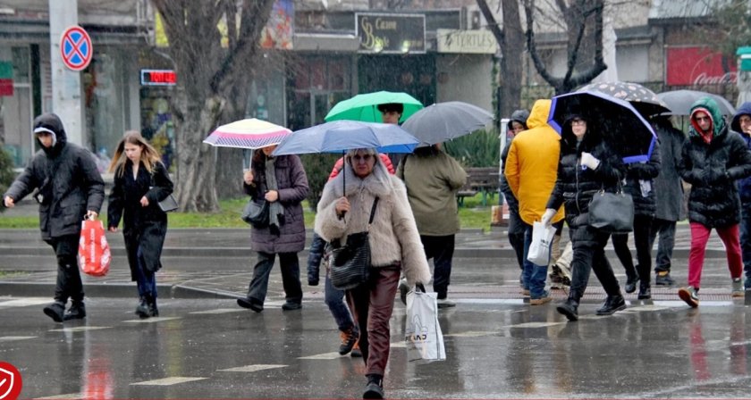 Проф. Рачев не се шегува: 100% валеж през ноември, чадърът да е с теб