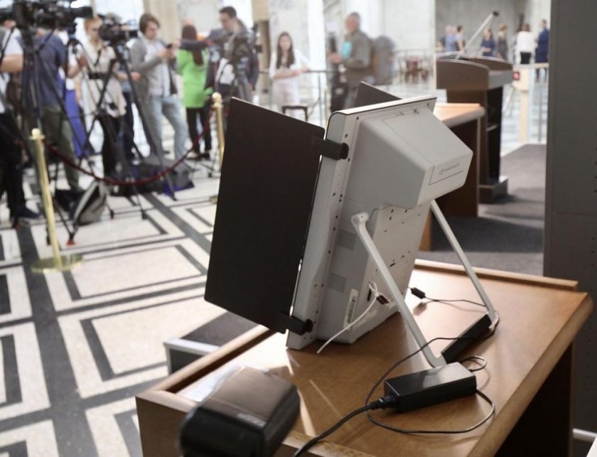 Машините за гласуване няма да пристигнат навреме в Тенерифе, Монреал и Атланта