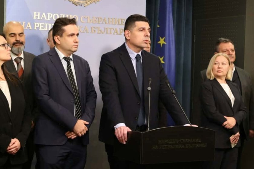 ДаБг към властта след атаките в морето: Стига снишаване, връчвайте нота на Митрофанова 