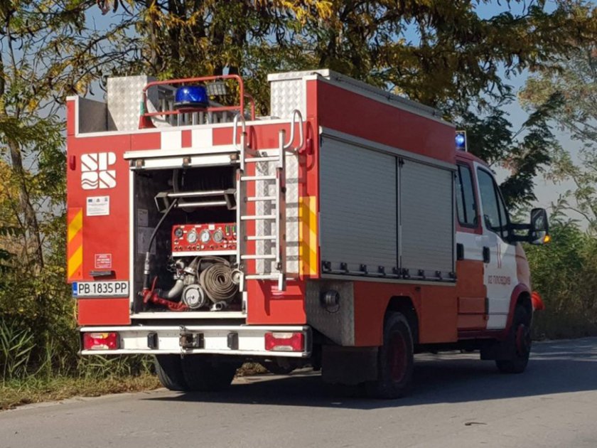 Пожар избухна в Стамболийски, има загинал