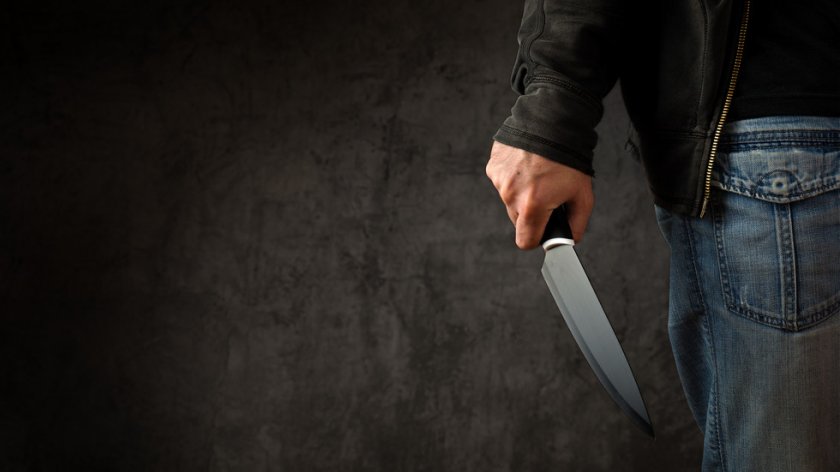Мъж нападна две момичета с нож в Сливен