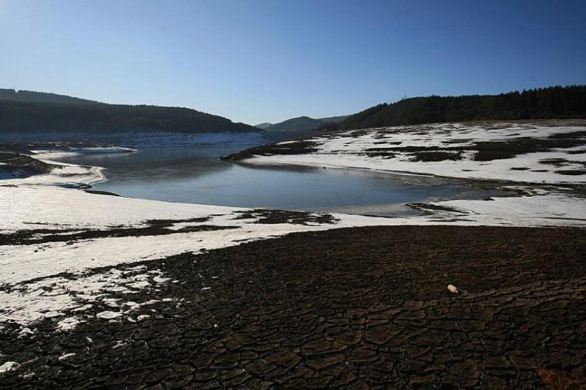 Край на водния режим в Перник след месец?