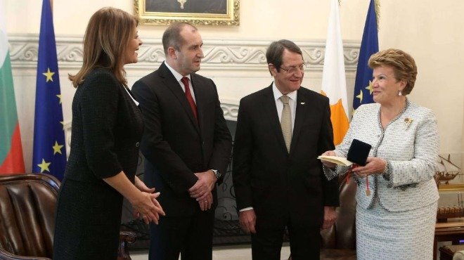 Президентът на Кипър пристига за среща с премиера и президента