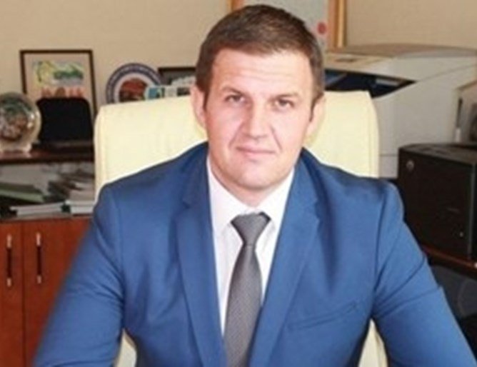 Кметът на Хасково уволни данъчния шеф