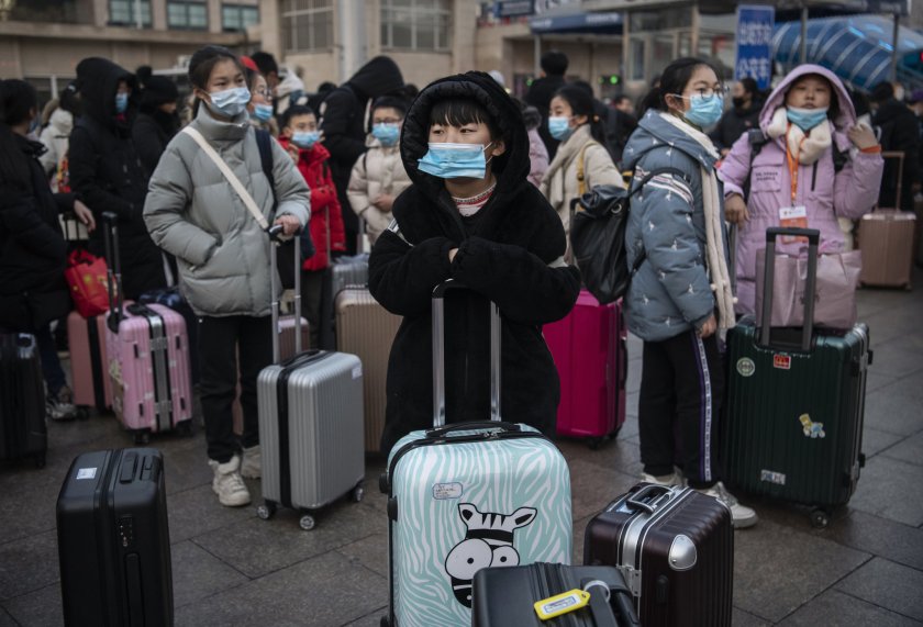 Китай плаща $1400, ако признаеш за коронавирус