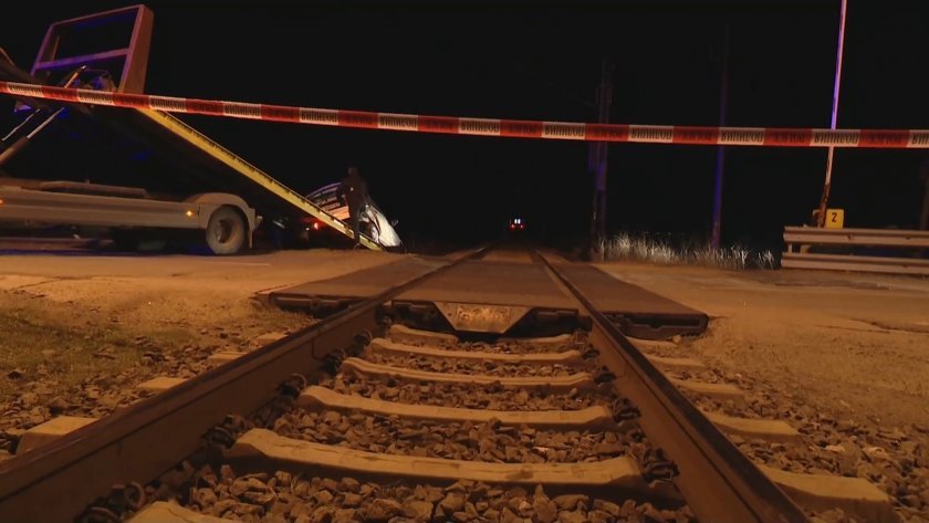 Жена загина при влакова катастрофа