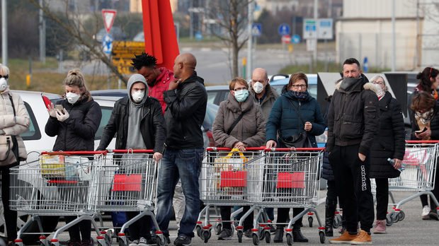 1500 арестувани в Китай за търговия с фалшиви маски