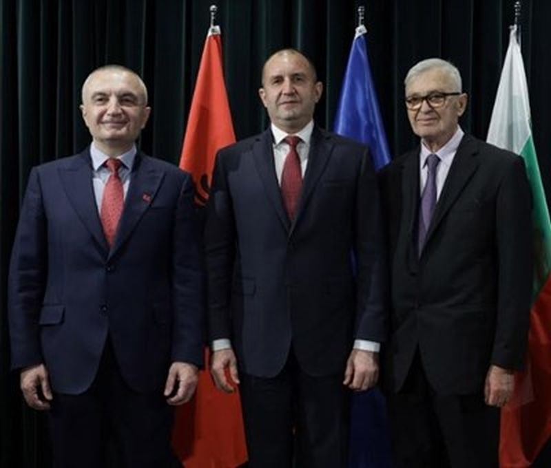 Радев: България и Албания са съюзници, но и приятели
