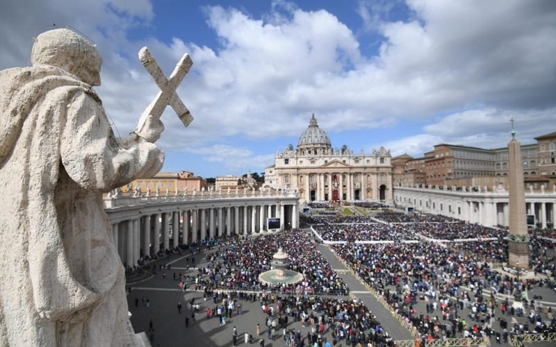 Ватикана: Страстната седмица ще е без хора на площада