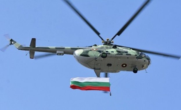 Без паника: Самолети и вертолети ще летят ниско в София 3 дни поред
