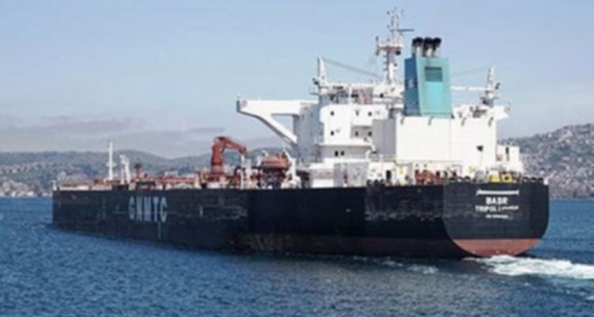 Съдебна каша със собствеността на либийския танкер „БАДР“
