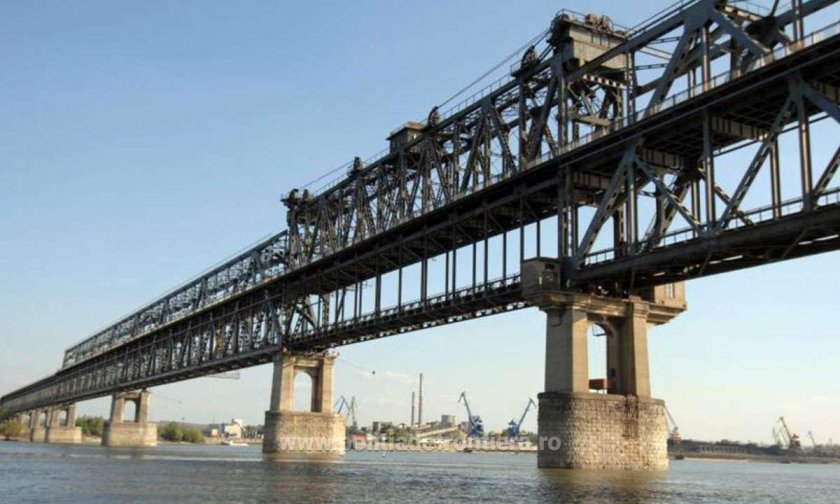 6 термокамери на "Дунав мост" при Русе следят за пътници с температура