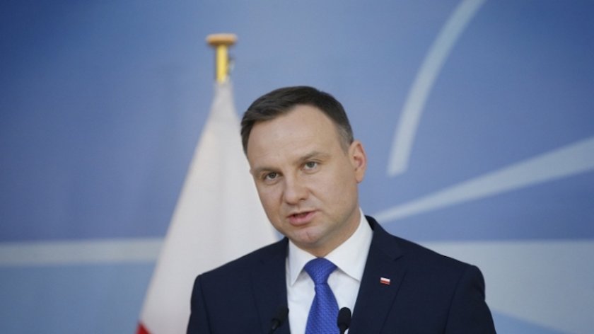 Полша отлага президентските избори?