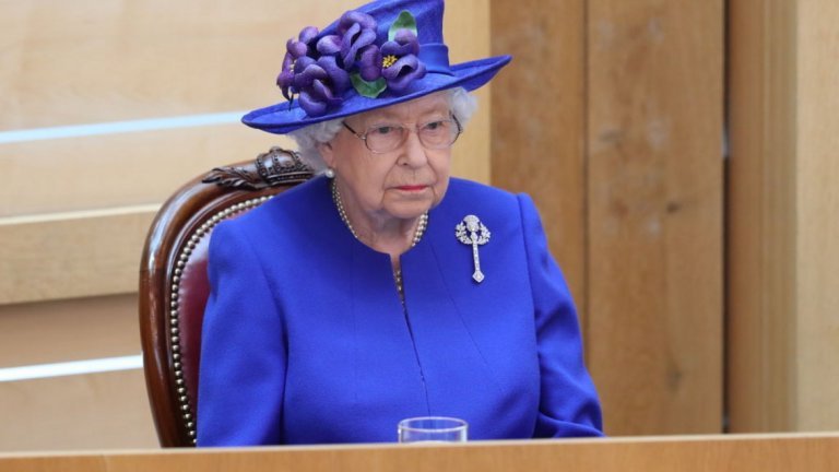 Бъкингам: Лакей на Елизабет II с коронавирус