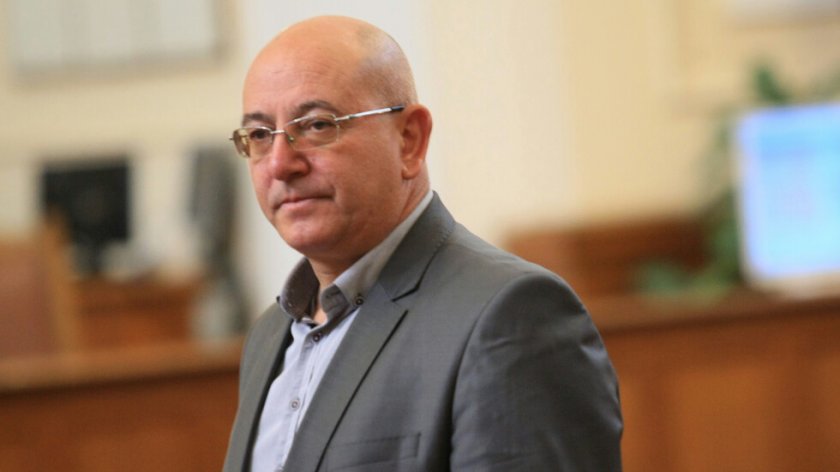Емил Димитров: Съдействаме на прокуратурата