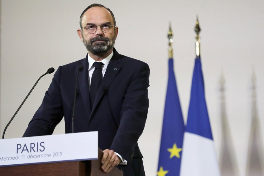 Френският премиер предупреди за много висока вълна от зараза 