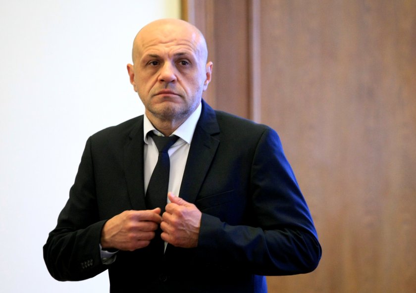 Томислав Дончев: Ще приспадаме пари от бъдещи сметки на Топлофикациите