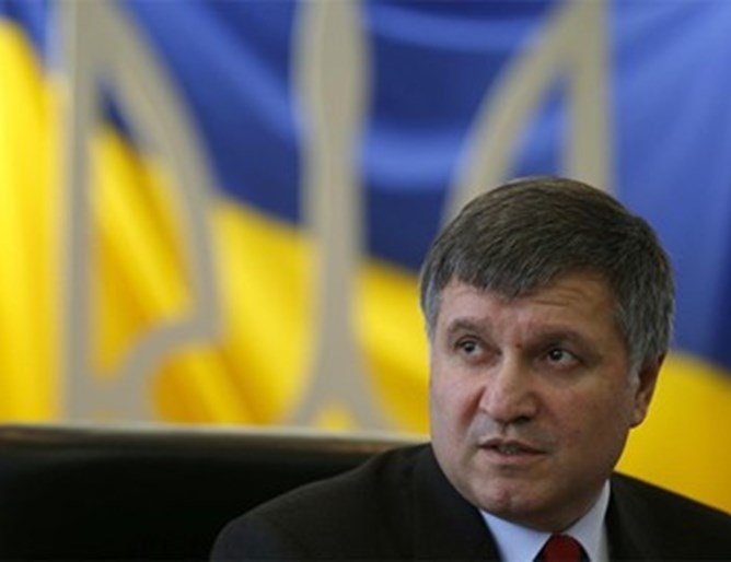 60 украинци под карантина избягаха от хотел в Киев