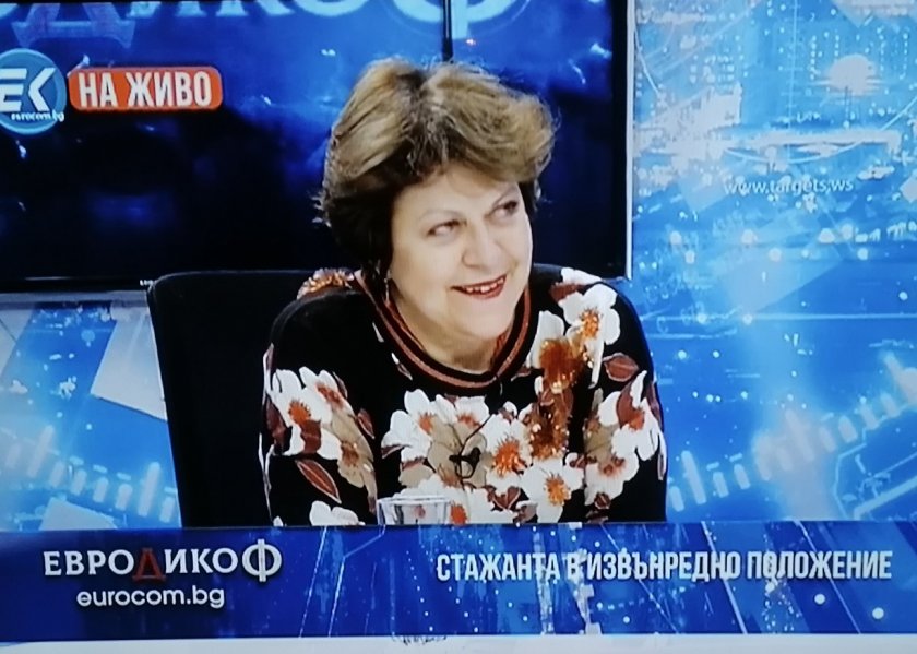 Татяна Дончева: Плешивите от Щаба ли ще ми спрат фризьора?