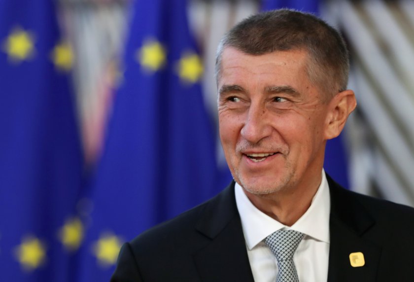 ЕК отлага с два месеца разследването срещу чешкия премиер