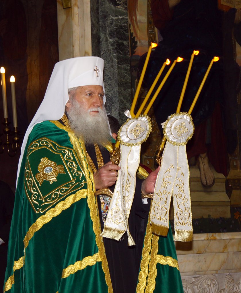 Патриарх Неофит ще отслужи литургиите за Цветница и Великден