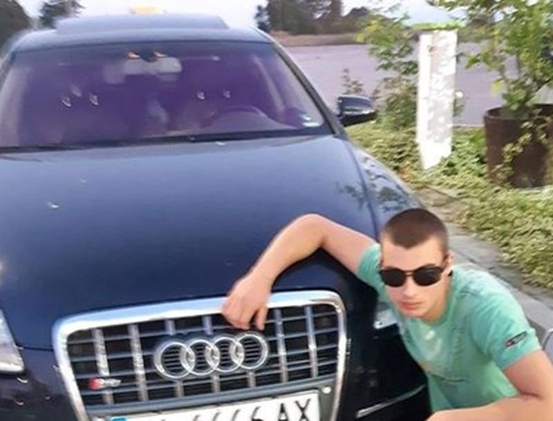 Младият Стоян, заклал баща на 3 деца, остава в ареста