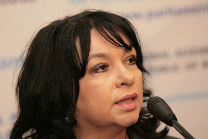 Теменужка Петкова: Хората ще получат надвзетите пари за газ през юли