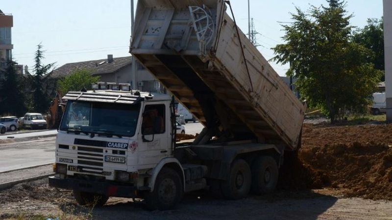 Камион събори мост в хасковско село