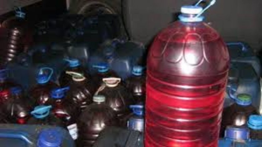 Плевенски полицаи откриха нелегален дизел в Кнежа