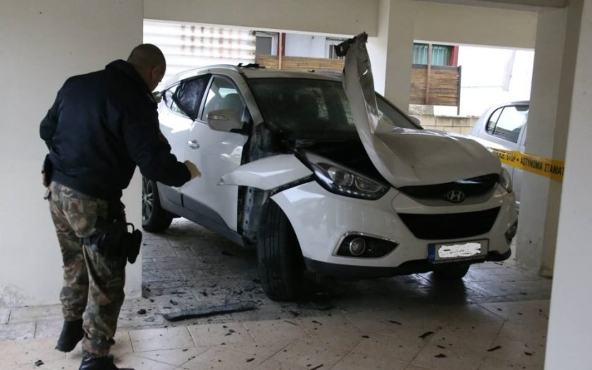 Задържаха вандал, потрошил лека кола, друга откраднаха в Шумен