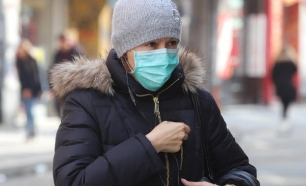 Митничари разкриха опит за измама с маски