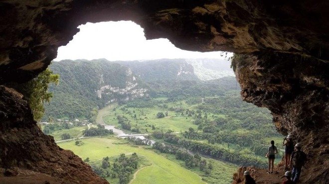 6-има туристи изкараха 25 дни в пещера заради карантината