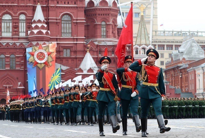 Путин отложи парада на Победата