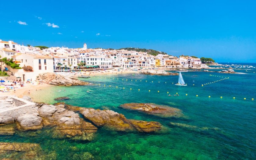 ДАНО! Плажовете в Испания може да се открият до 15 юни
