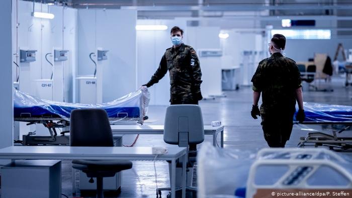 Немски вирусолог: Епидемията става неконтролируема през май?